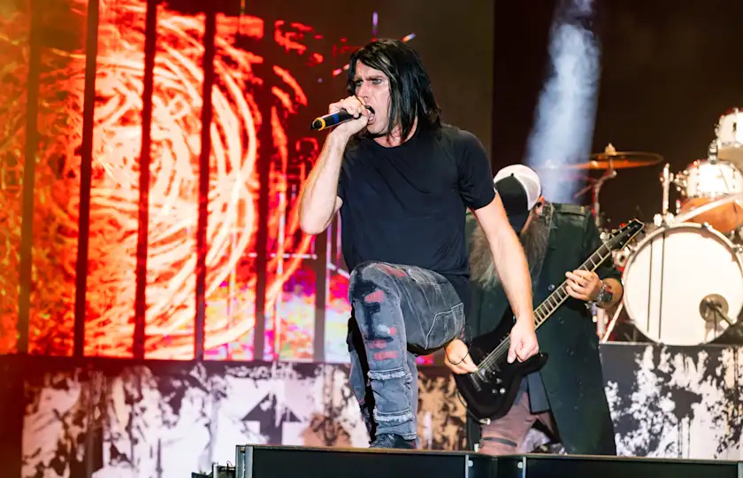 Three Days Grace 2025 演唱会《Alienation Tour》巴黎站来了:硬核回归,炸裂全场!