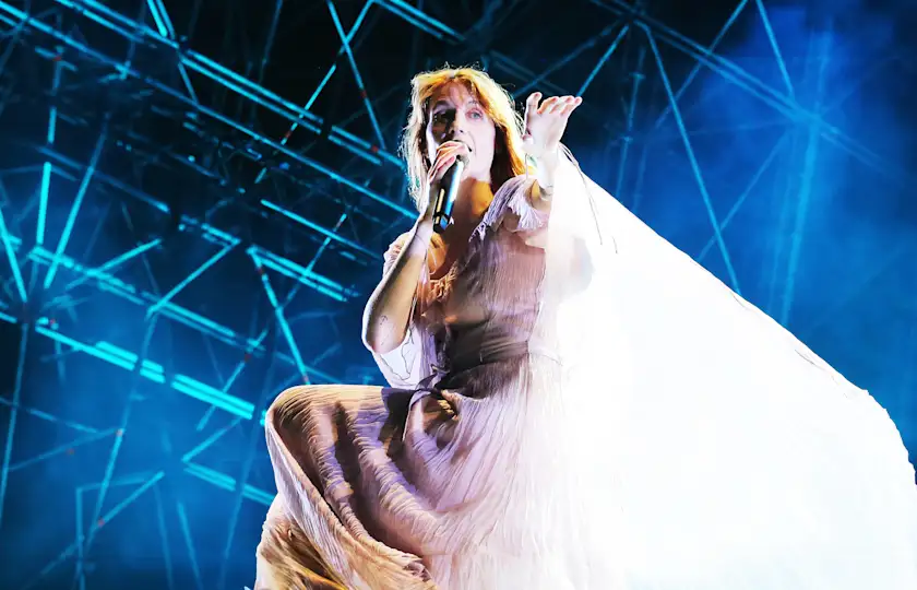 Florence + The Machine 2026 巴黎演唱会《Florence + The Machine Tour》来了:英伦女神炸场,巴黎唯一一站不容错过!
